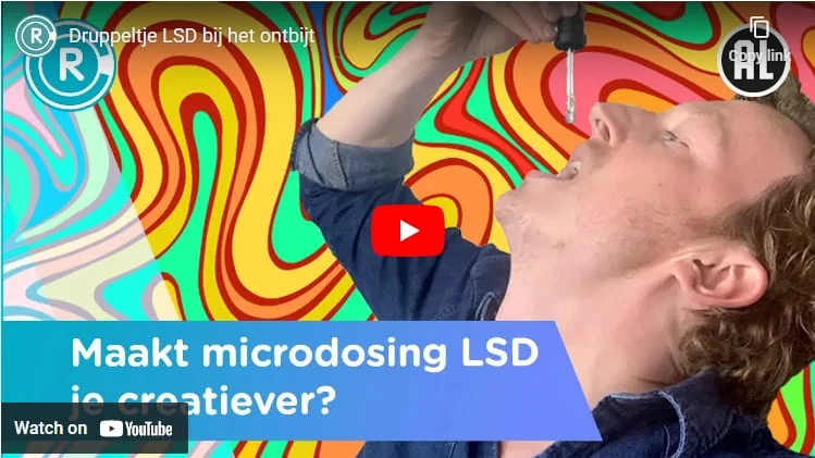 Still from the Radar video ‘Maakt microdosing LSD je creatiever?’: a man putting a drop on his tongue